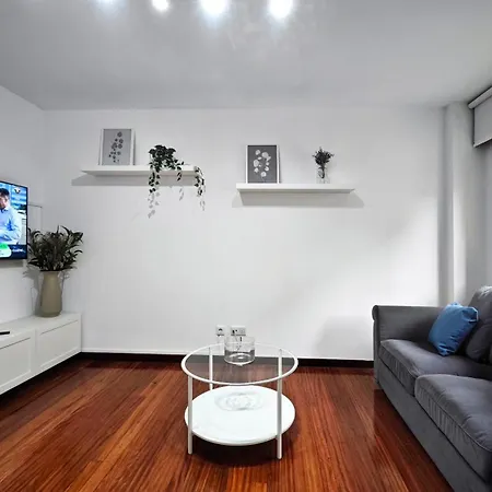 Apartment Piso Centrico Con Amplia Terraza *