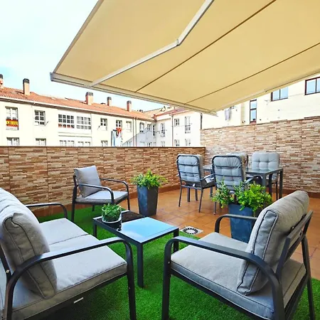 Piso Centrico Con Amplia Terraza * Santiago de Compostela